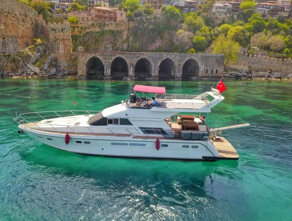 Antalya Yacht Rental 17m Custom 56